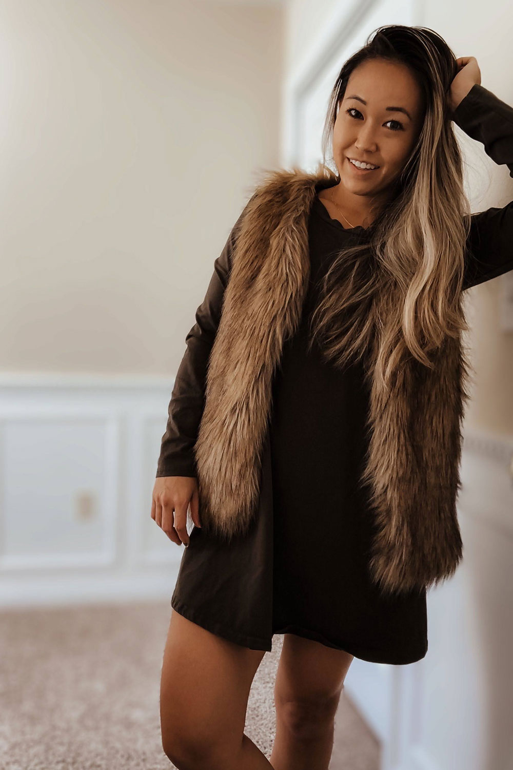 Long sleeve t-shirt dress with matching faux fur