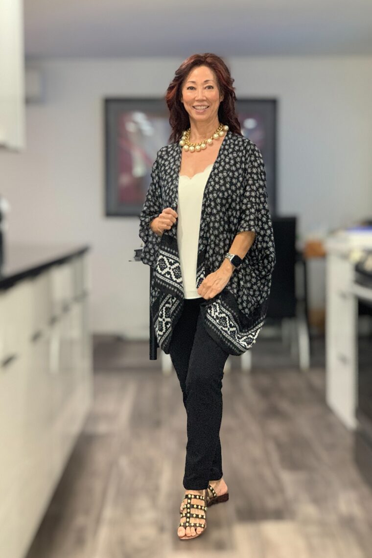 Black and White Kimono outfit for work